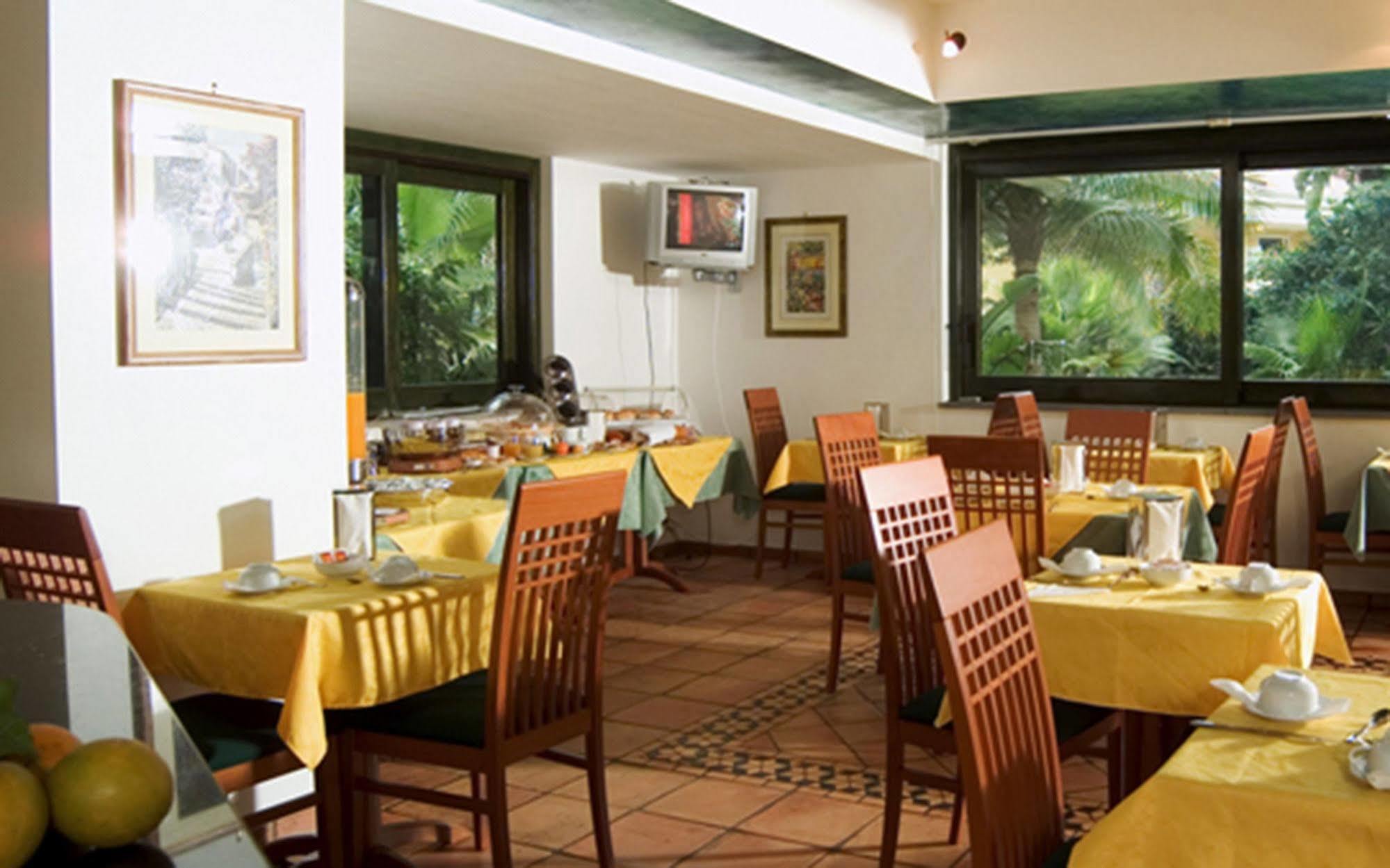 Hotel Borgo Verde Catania Exterior photo